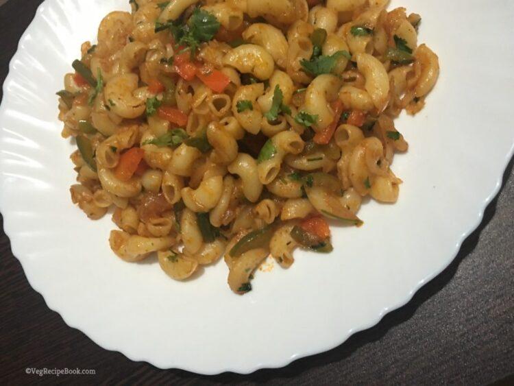 इंडियन वेज मैकरोनी रेसिपी | वेजिटेबल मैकरोनी रेसिपी | Indian Veg Macaroni Recipe in Hindi | Vegetable Macaroni Recipe in Hindi